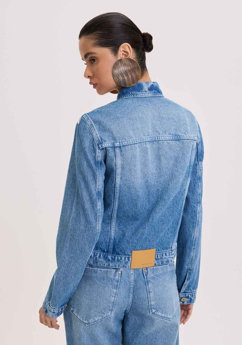 Jaqueta Jeans Trucker com Bordado